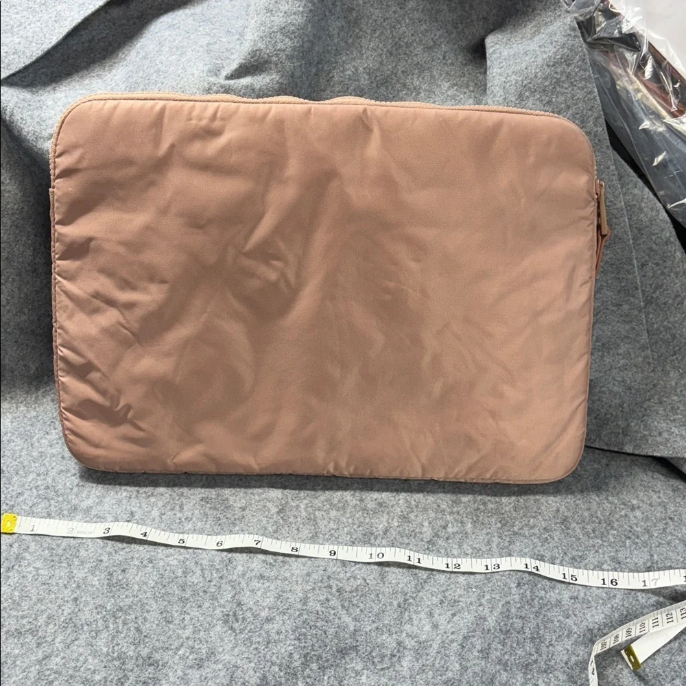 kate spade blush rose New York -Puffer Universal - Laptop Sleeve  Laptop Bag